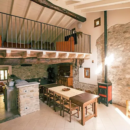 ヴィラ Podere Brughee トレメッツォ